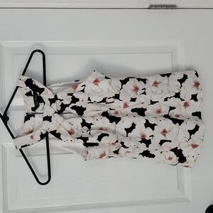 White House Black Market Sleeveless top